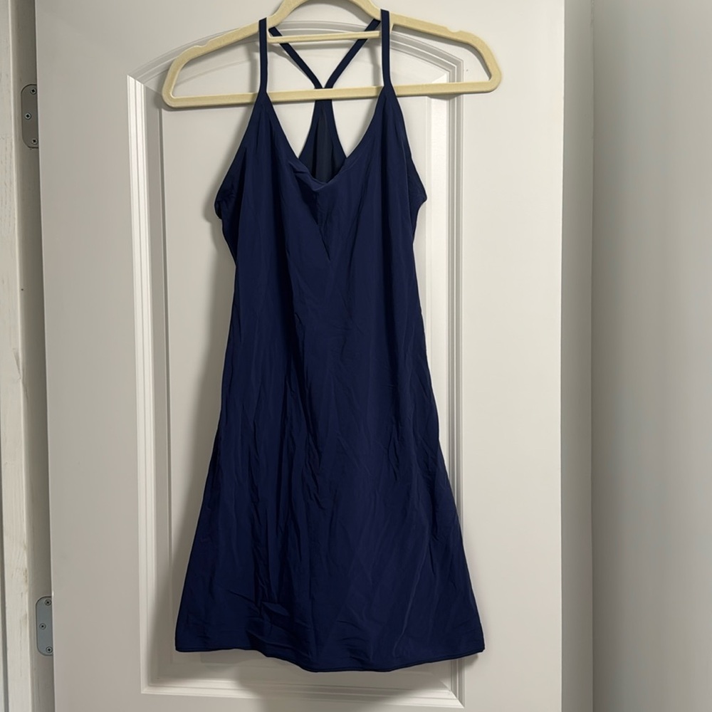 OUTDOOR VOICES. Sz. S Navy blue exercise dress (the original!)